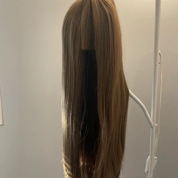 Customize Powder RoomD Wig - Picture 3 of 3